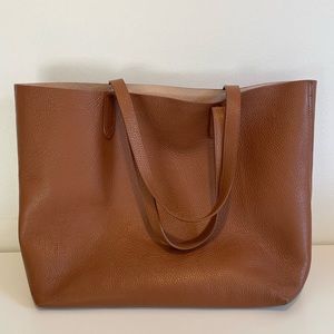 CUYANA TOTE - Classic Structured